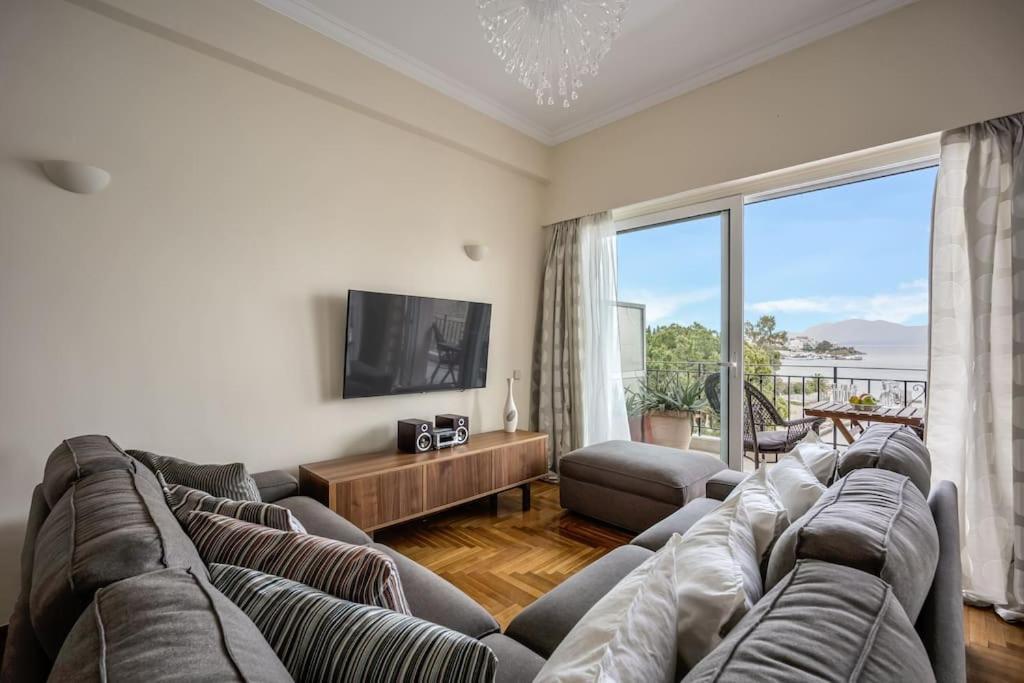 Bright Central Apartment With Splendid Sea View! Chalkís 外观 照片
